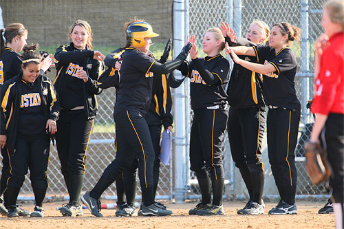  Gustavus Softball