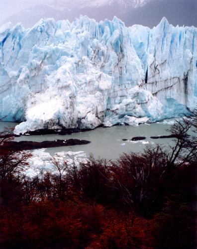  "Glacier Perito Moreno" by Anna Felkey &rsquo;03. IES - LaPlata, Argentina (Spring 2002)
