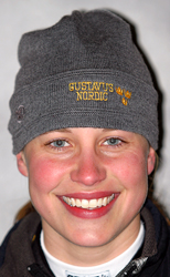 First-year Laura Edlund (Forest Lake, Minn.) led the Gusties on Sunday with a tenth place finish.