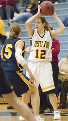 Jess Vadnais tied a career high with 26 points against Carleton.