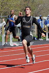 Henkemeyer running a leg of the 4 x 100 meter relay.
