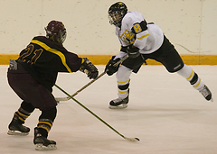 Melissa Mackley scored the game-winning goal 0:24 into the second period.
