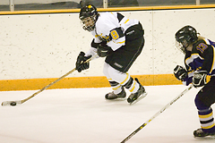 Andrea Peterson notched two assists during Senior Day.