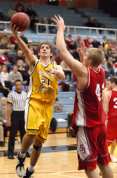 Jesse Van Sickle scores on a layup.