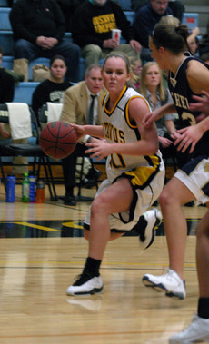 Megan Gaard handles the ball on the perimeter.