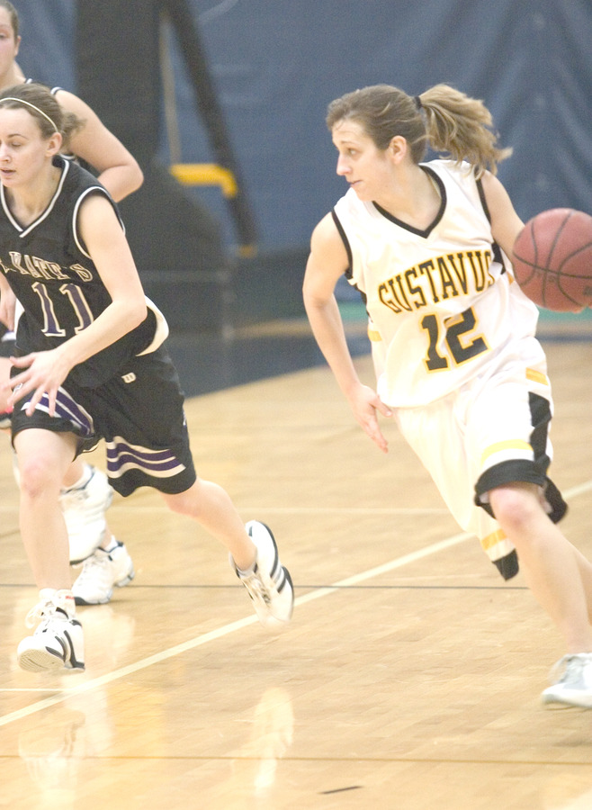 Jess Vadnais brings the ball upcourt for the Gusties