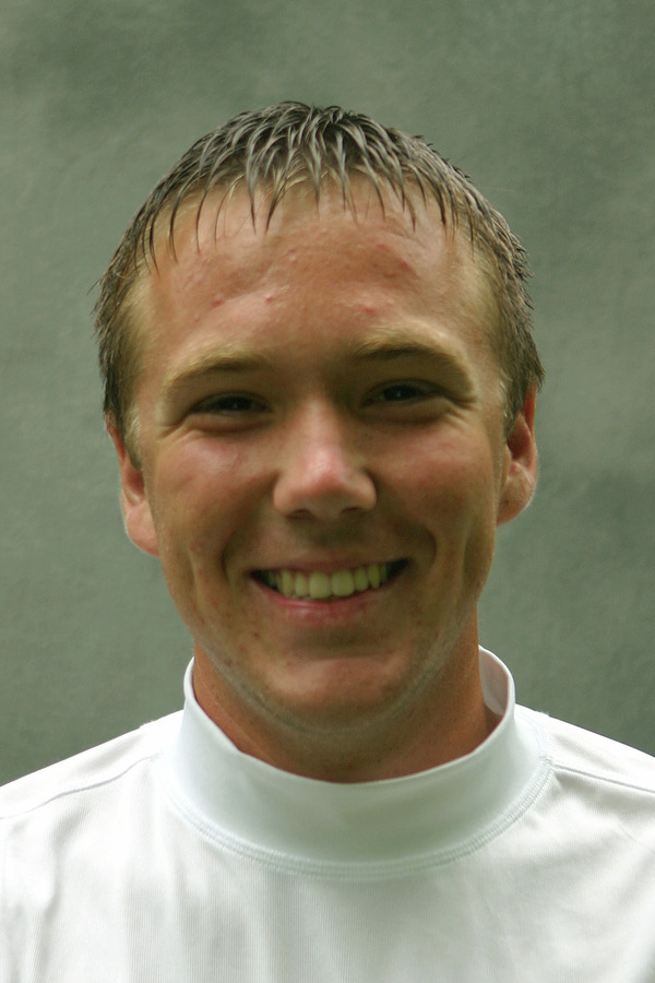 Jordan Hawkinson was the runner-up medalist at the 2005 MIAC Championships.