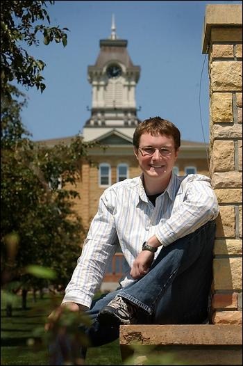 2007 Graduate Michael Lynch (Photo by John Cross - Mankato Free Press)