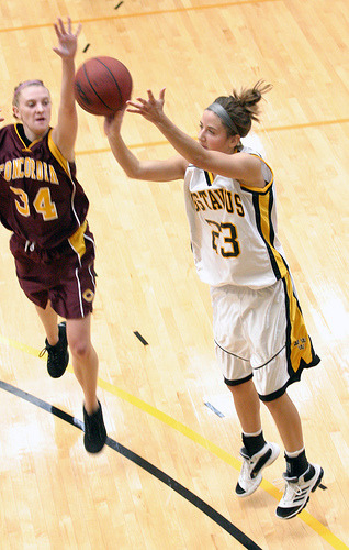 Molly Geske scored a career high 21 points, including 19 in the second half.