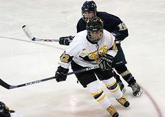 Jessie Doig scored the game-winning goal in the third period.