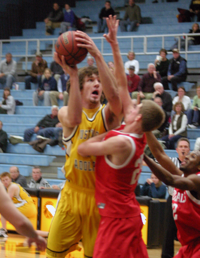 Sam Paulson led the Gusties with eight rebounds.