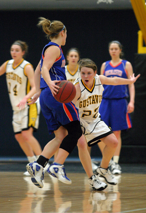 Colleen Ruane works hard on the defensive end.