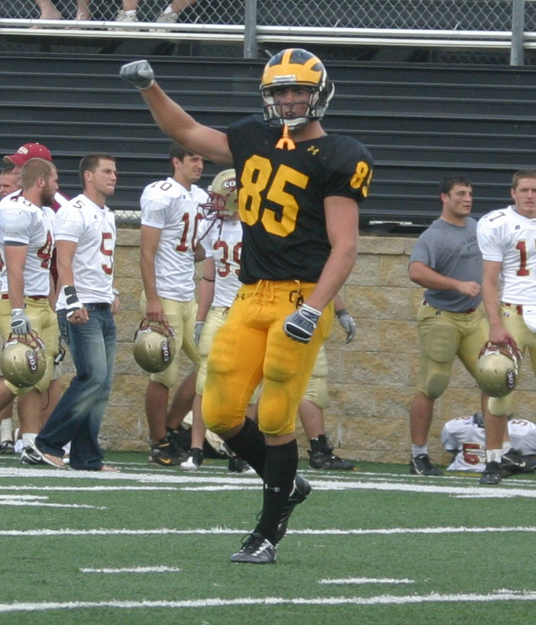 Tight End Cameron Maurer recorded a career high 8 catches for 137 yards.