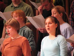 Sopranos singin!
