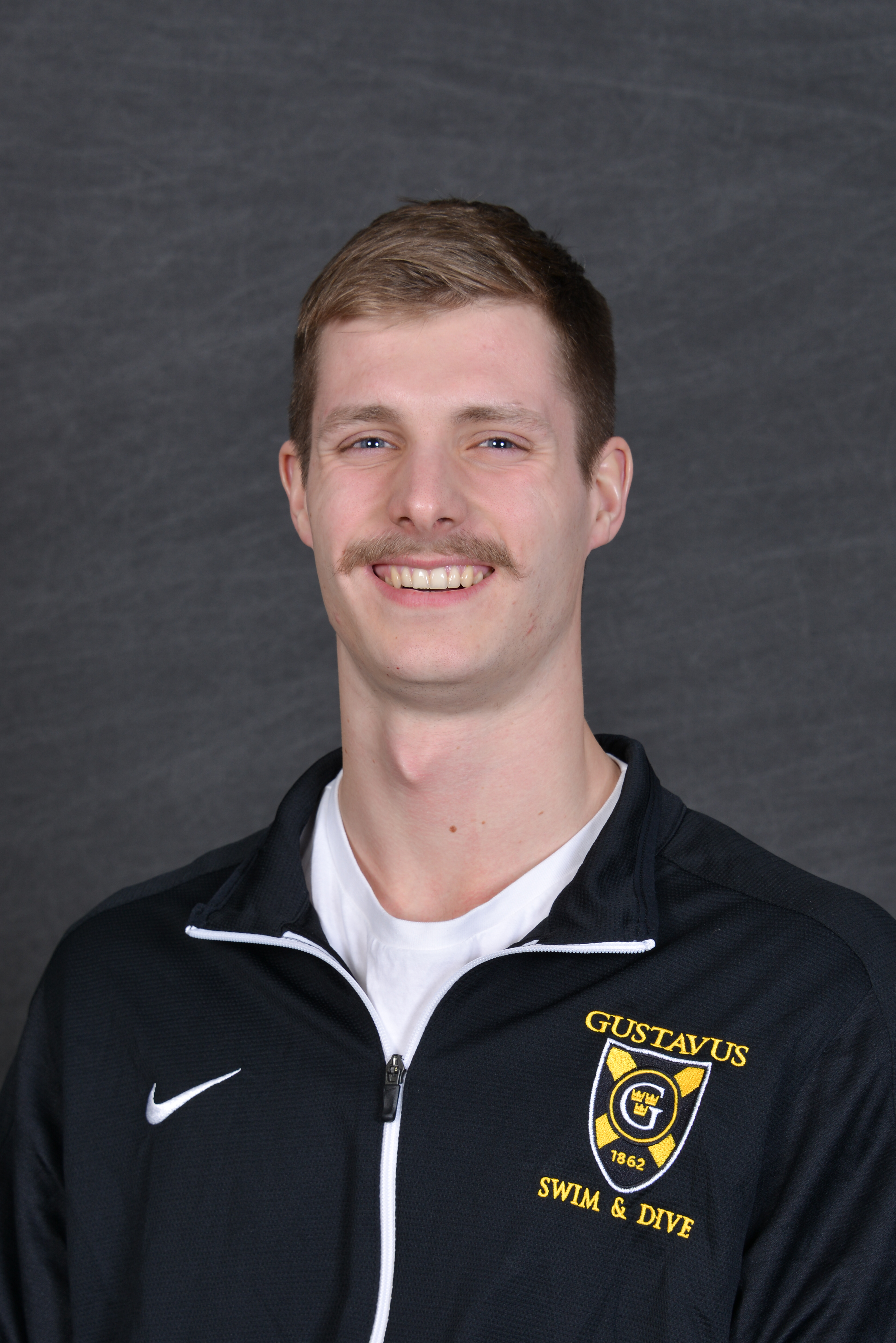 Men's Swimming & Diving Roster Men's Swimming & Diving