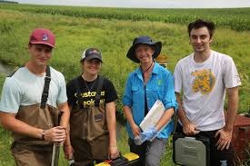 Laura Triplett and students