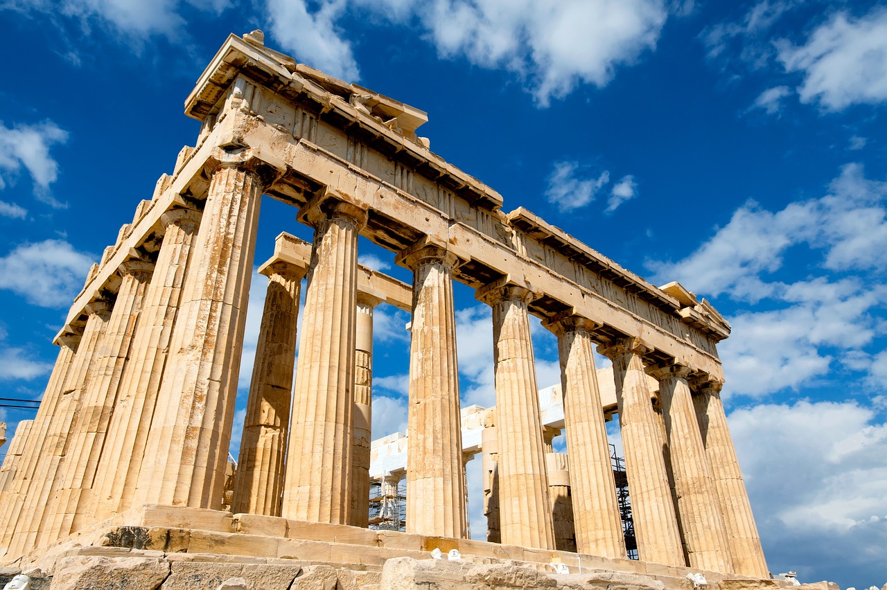 greek pillars
