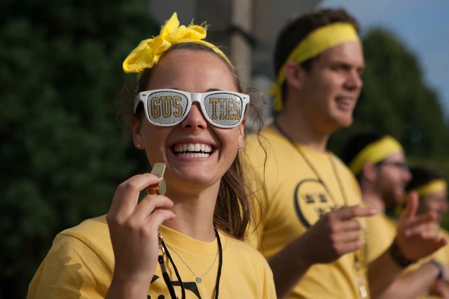 Gustie Day image