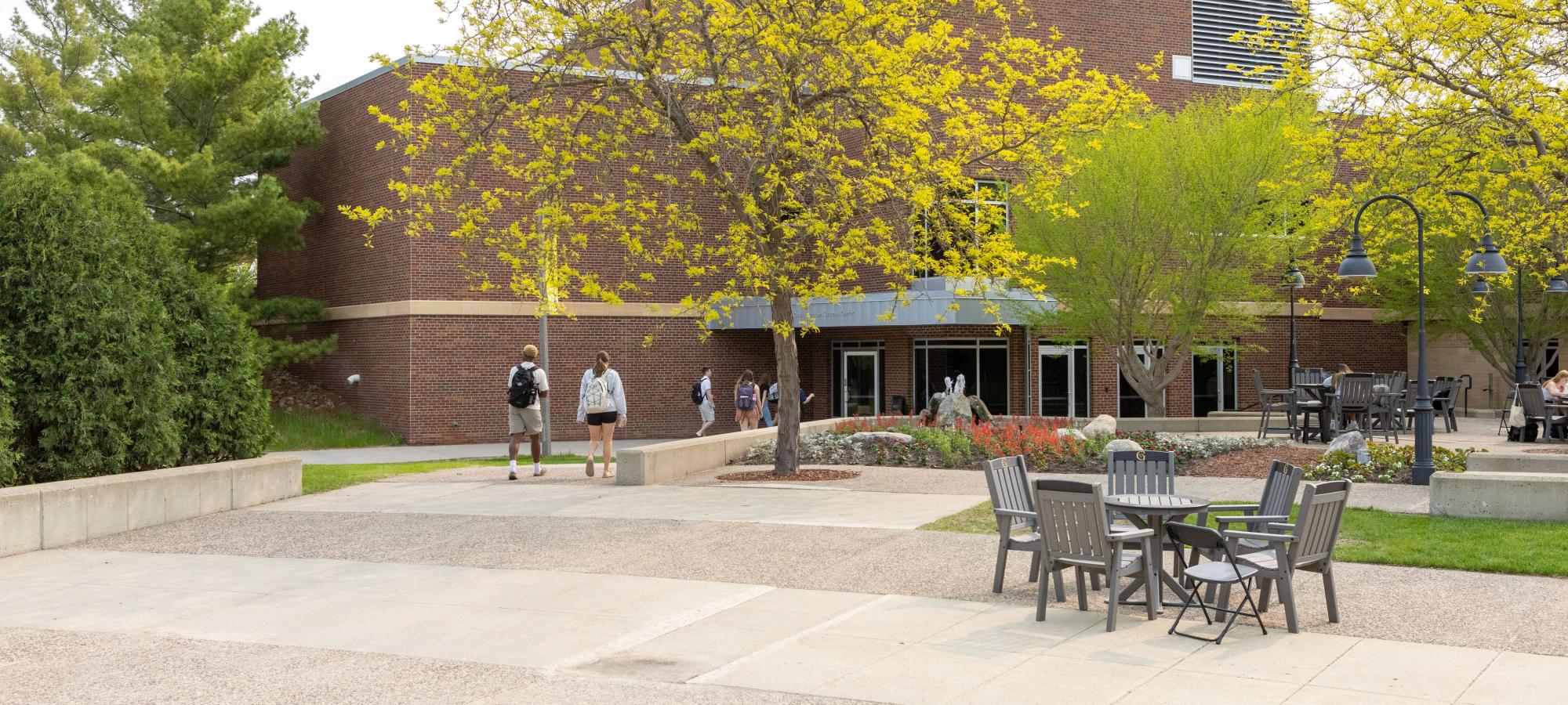 Campus Center and Johns Courtyard